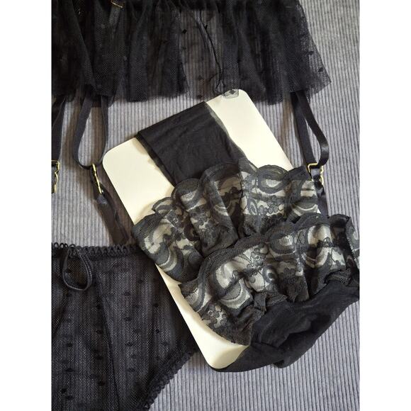 Icollection Risque Black 4-Piece BRA, PANTY, GARTER, NYLONS Lingerie Set Large - Picture 9 of 9